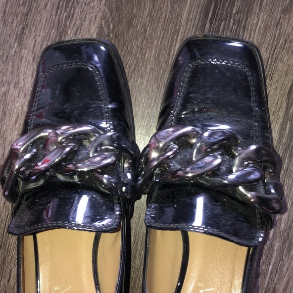 Venezia Heeled Loafer - Picture 2 of 6